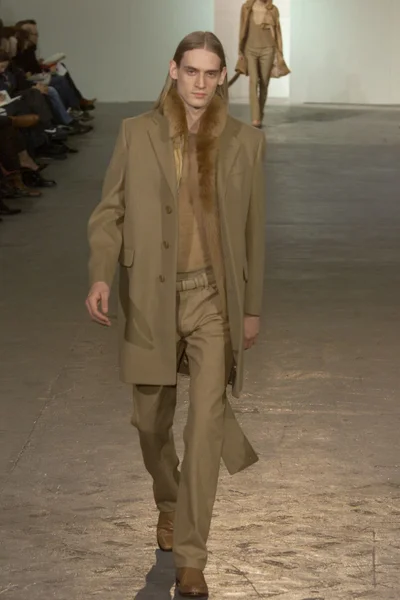 Look 57